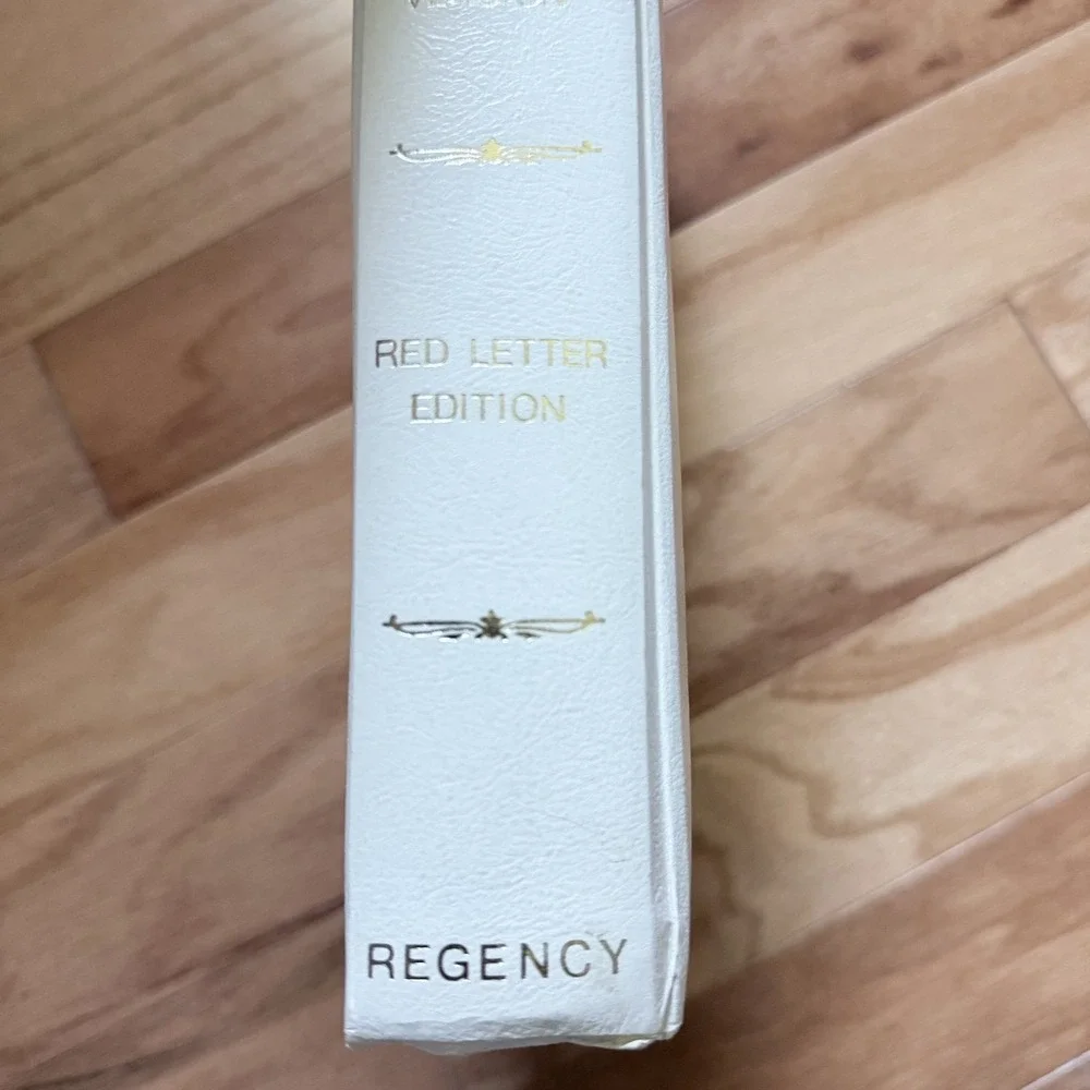 Regency Holy Bible King James Red Letter White Gold Hardcover Family Records